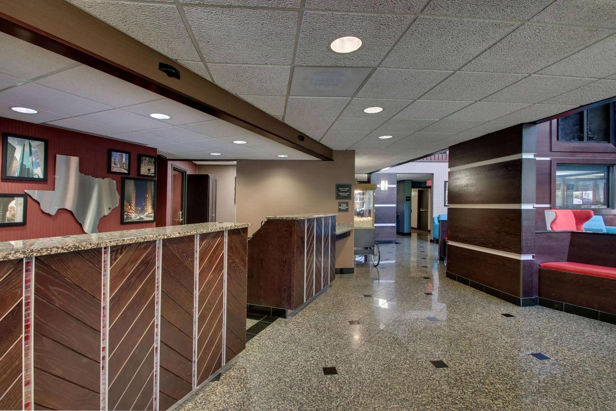 Heritage Inn & Suites The Woodlands, Trademark By Wyndham Екстериор снимка