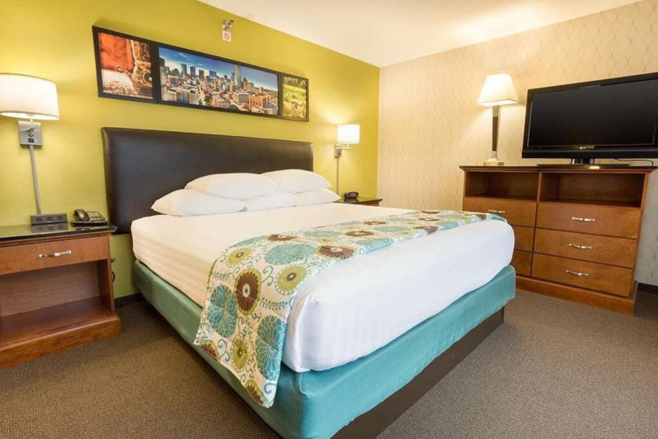 Heritage Inn & Suites The Woodlands, Trademark By Wyndham Екстериор снимка