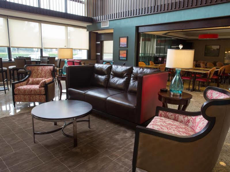 Heritage Inn & Suites The Woodlands, Trademark By Wyndham Екстериор снимка